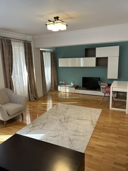 Garsoniere si apartamente regim hotelier.